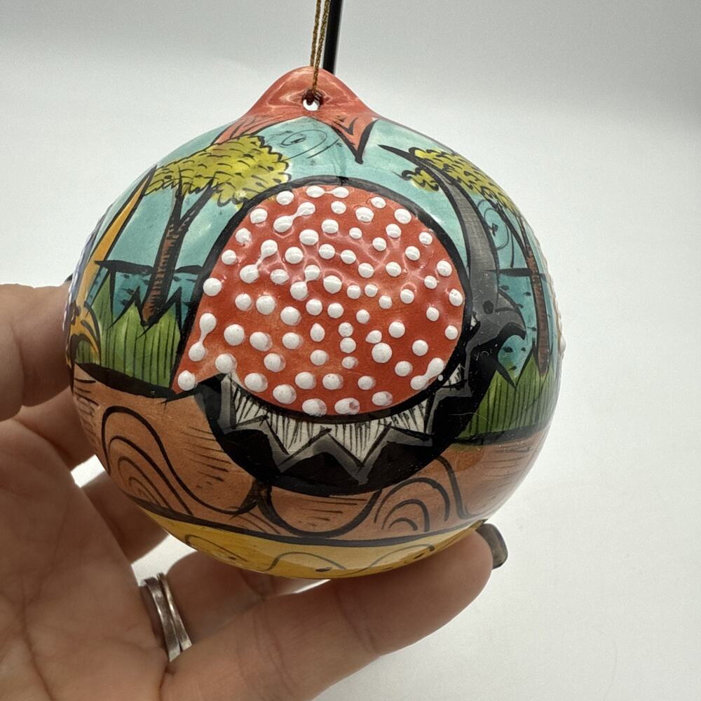 Vtg 3” Penzo Zimbabwe Hand Painted Pottery Ornament African Safari